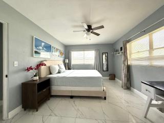 Sunny Palm Breeze Home - 8