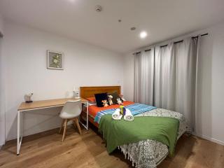 Beautiful high-rise apartment with two bedrooms in downtown Auckland - 2