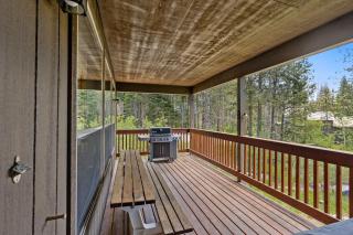 Stargazing Retreat in Tamarack - 2