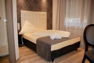 Hotel zur Linde - Hanau am Main - 4