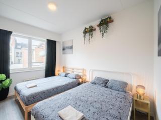 Antwerp bright apartment stay - 4
