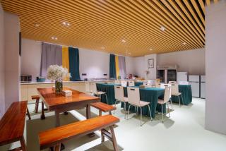 Kunming Spring City Boutique Hotel - 9
