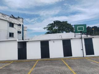 Departamento con piscina Tonsupa - 9