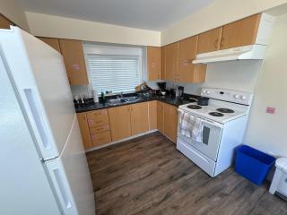 Vancouver Cozy Room- Downtown 7 Min- Free Parking & Transit Access - 1