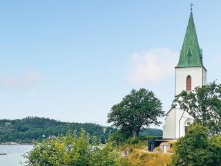 4 person holiday home in Ljungskile - 2