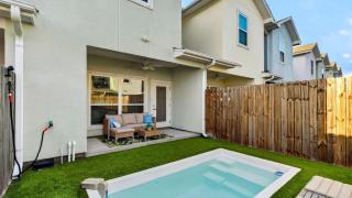 Coastal Calm Retreat by AvantStay - 0