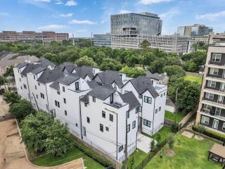 Brand NEW Modern Stay Near Med Center, NRG, Downtown, Hermann Park, Museum District - 7