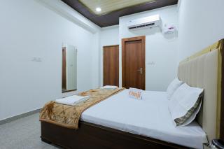 Omji Ashram - Ramnagar, 10 min from Banke Bihariji - 7