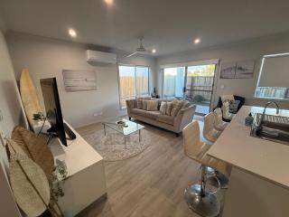 Coastal Luxe Escape - Brand New Home by the Bay! - 8