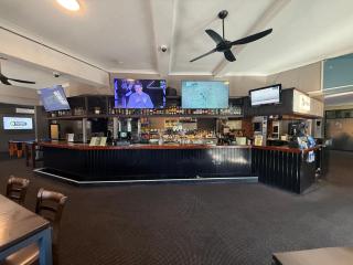 Imperial Hotel Singleton - 1