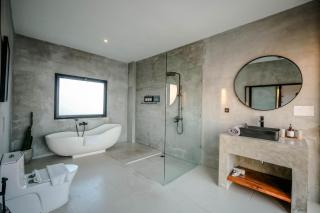 Villa MJ Modern Luxe 4BR with Big Pool & Rooftop - Canggu - 8