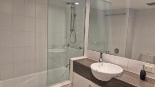 Trafalgar Towers - 1
