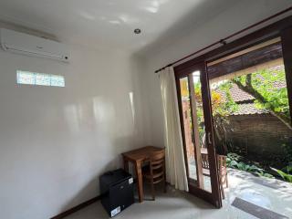 A quiet room with privacy in the heart of Ubud - 9