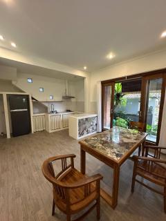 A quiet room with privacy in the heart of Ubud - 2