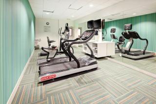 Holiday Inn Express & Suites Clovis Fresno Area by IHG - 1
