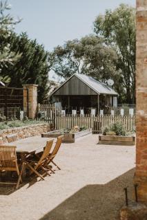 Old Wetmore - Historic Sandstone Homestead - 8