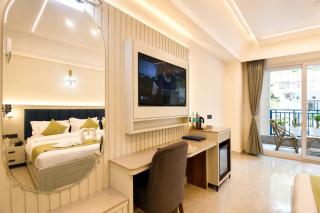 Arista Haven Hotel - 2