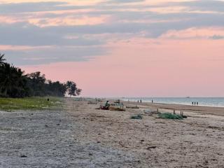 2 Bedroom Inhassoro Beachfont House - 8