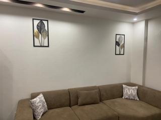 Luxury Hotel Apartment Next to Market & Mall - 1