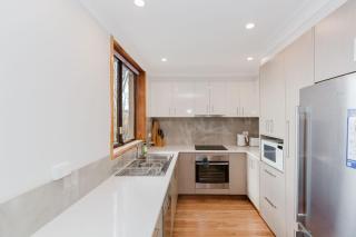 Aviemore 4 14 Cobbodah Street - 7