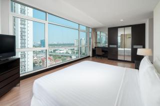 The Narathiwas Hotel & Residence Sathorn Bangkok - 4