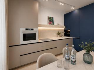 Central Lux Apartment - 8