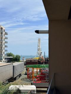 Tanya Apartments Mamaia-Sat - 2