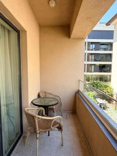 Tanya Apartments Mamaia-Sat - 1