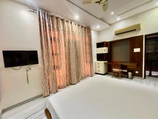 Vi Homes-A 3BHK HomeStay - 6