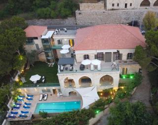 Villa Joïa - 9BR Villa, Souk El Gharb - 0