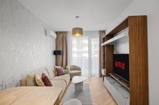 Modern 1BR Apartment with Balcony in North Bucharest - 8