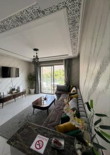 Luxury Apartment 99sqm with Beach front, AC and Unlimited Wi-Fi - 9