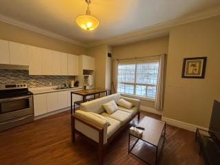 Private unit in richmond hill - 0