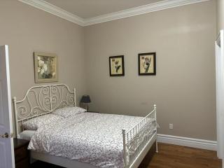 Private unit in richmond hill - 4