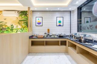 Treebo Blu Orchid Vista, Indiranagar - Near Bagmane Tech Park - 4