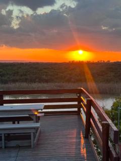 Sundaze Riverside House - Colchester - 5km from Elephant Park - 9