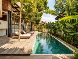 Contemporary 1-BR Loft with Art Deco shared pool - 9