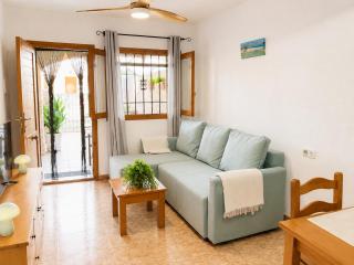 Family Apartment with Terrace 4 Min to Beach - 0