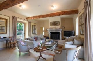 Château Les Trois Tours Castle for rent with pool and tennis court - 3