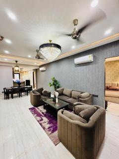 The Sky High Luxury 4BHK with Private Terrace - 1