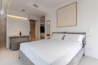 Suite 33 - Boutique Apartments - 8
