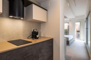 Suite 33 - Boutique Apartments - 7