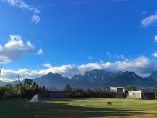 Zhangjiajie Golf Club Resort Homestay Tianmen Mountain Hehua Airport - 9