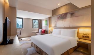 Holiday Inn Kunming City Centre by IHG - 7