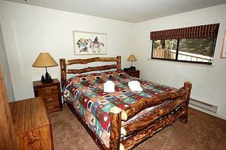 Pet-Friendly Cabin Getaway in South Lake Tahoe, California - 4