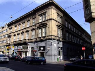 Elegant Downtown Studio in Király street with AC - 3