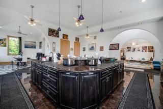 Gorgeous Secludued Villa Nestled Amidst Trees in Fort Atkinson, Wisconsin - 6