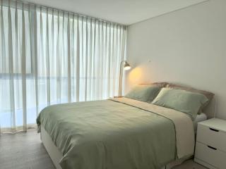 Apartment with car park & sundeck walk to Kings Park - 6