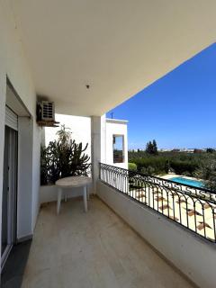 Spacious villa with private pool - 4