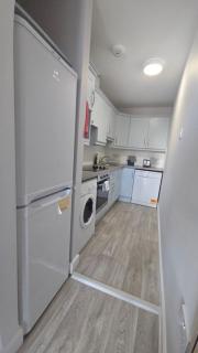 Elegant City Stay, 2BR, Walk Everywhere - 5